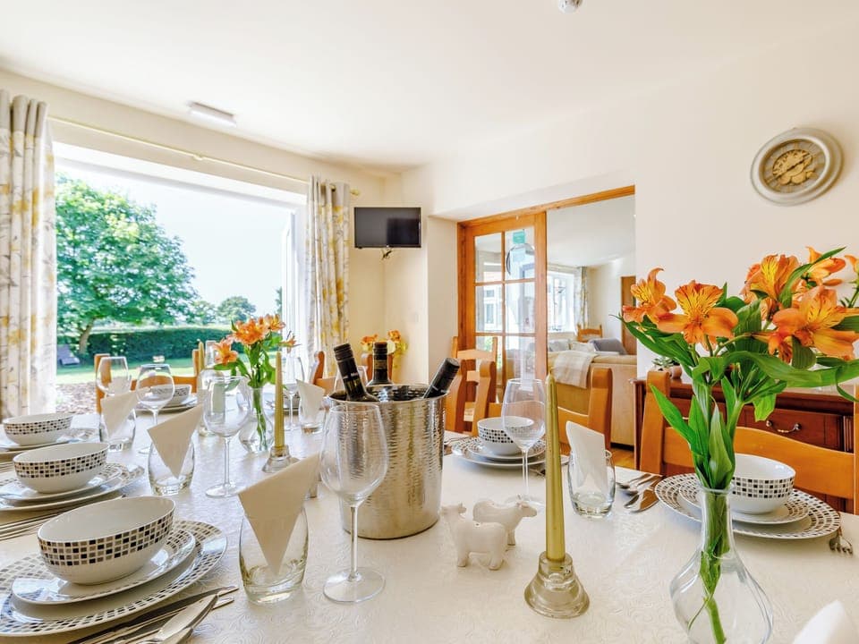 Dining Area | The Woodlands Farmhouse, Willington, Malpas