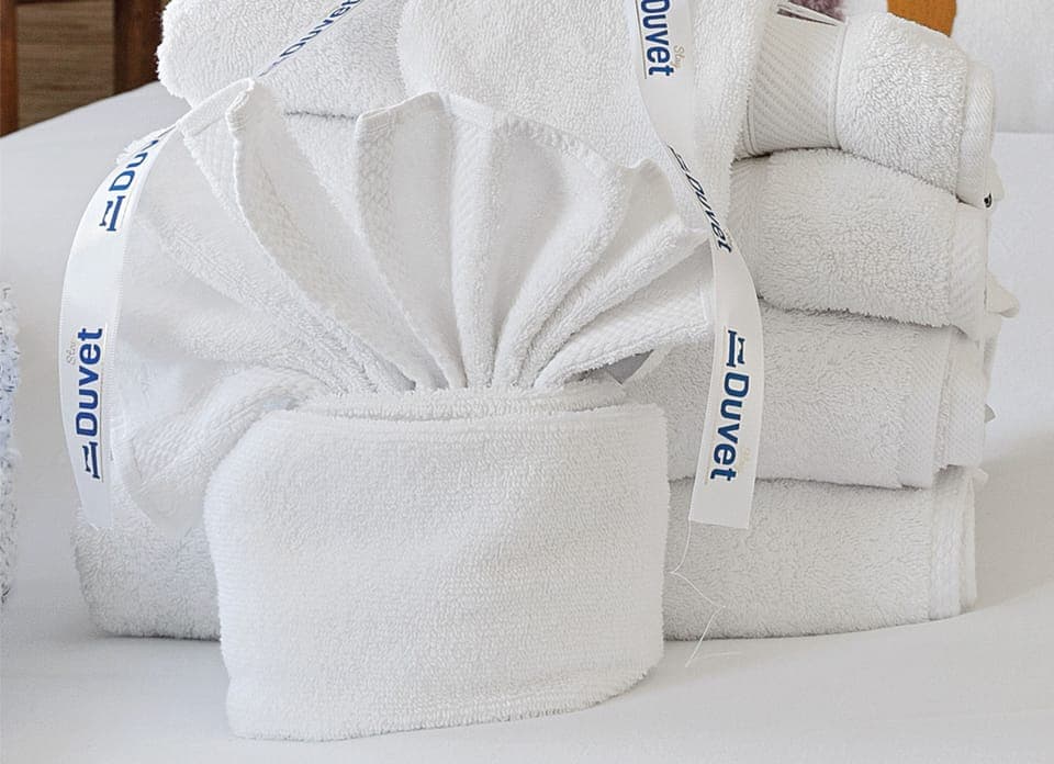 Fenced In Backyard! | The Fox Pond