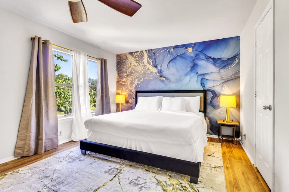 Master with King Size Bed and Lamps with USB.