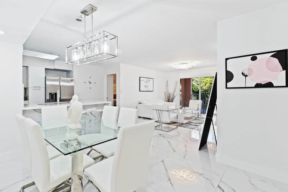 2 print 19877 w country club dr 503