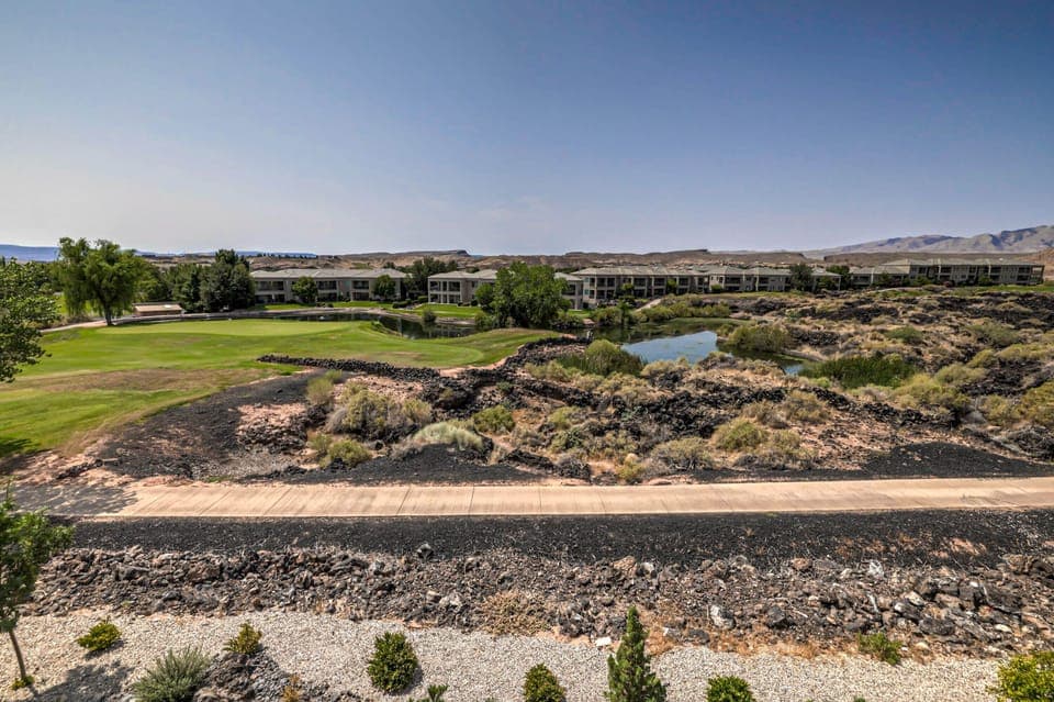 Dine and relax on the deck with these incredible views.