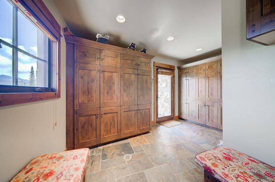 Ski in and out entry and exit.