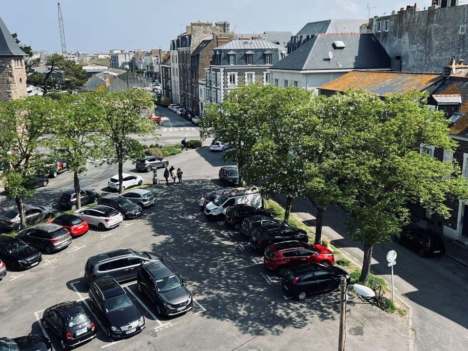 Car, Vehicle, Wheel, Sky, Motor Vehicle, Building, Infrastructure