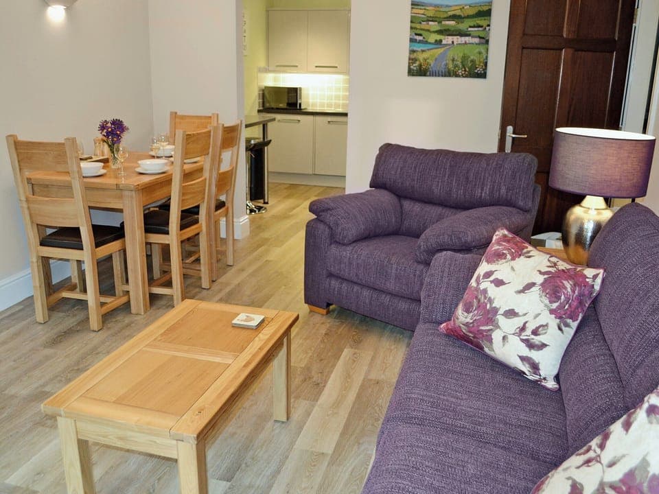 Living room/dining room | Kim&rsquo;s Retreat, Bowness on Windermere