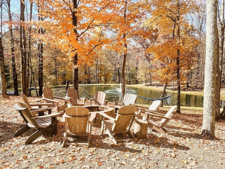 This isn’t just a backyard—it’s your own private park, made for slow mornings, late-night fires, and everything in between. Fish, swim, and more!