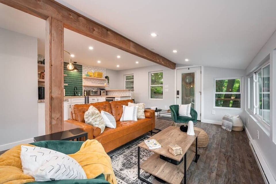 Open Concept Living/Kitchen Area