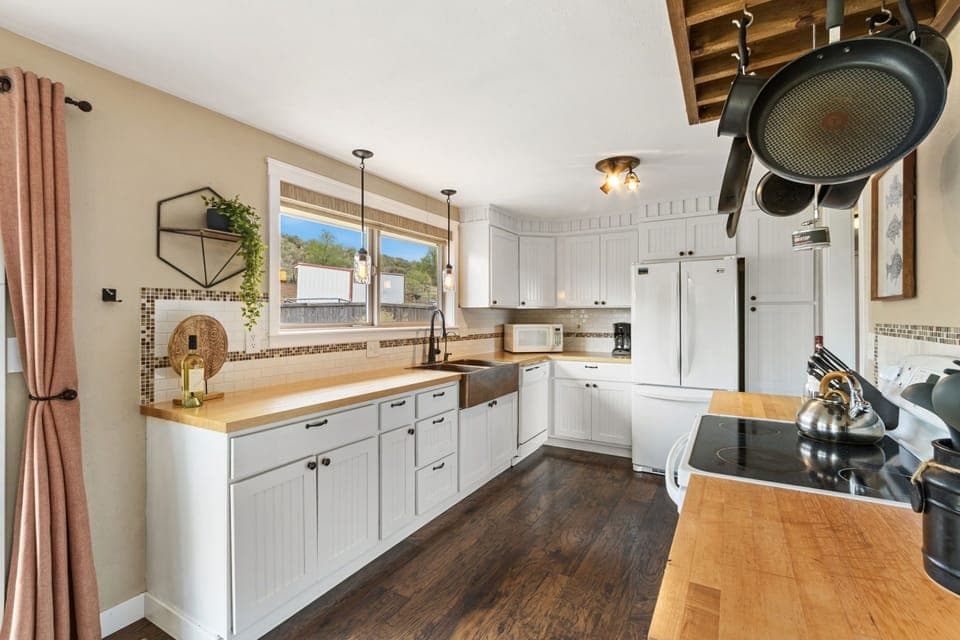 Farm-style Kitchen with Copper Sink | Mountain Views!