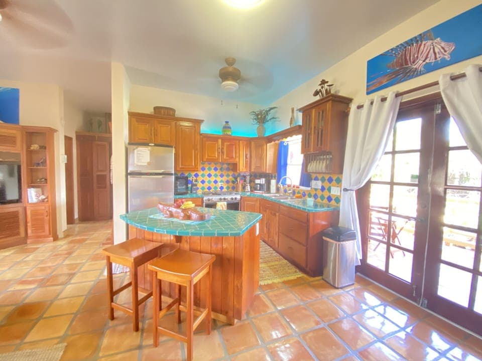 Space to comfortably accommodate everyone!
