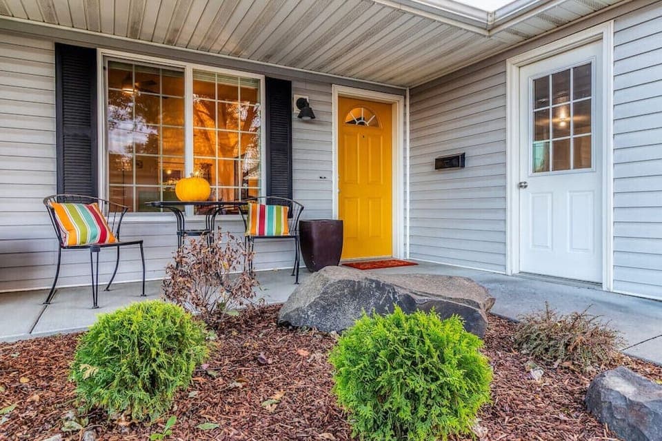 Welcome to the Davis House!