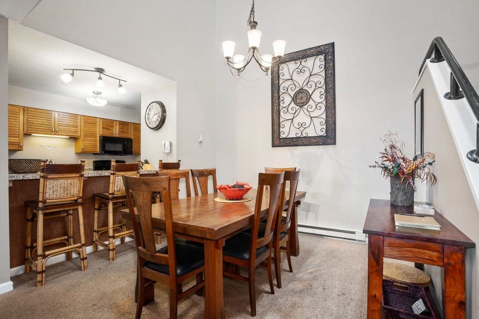 Formal Dining for 6