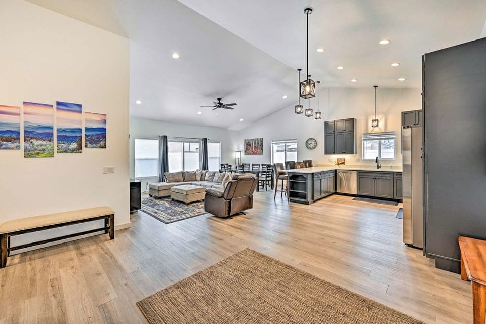 Entryway | Free WiFi | Electric Heating | Heated Floors