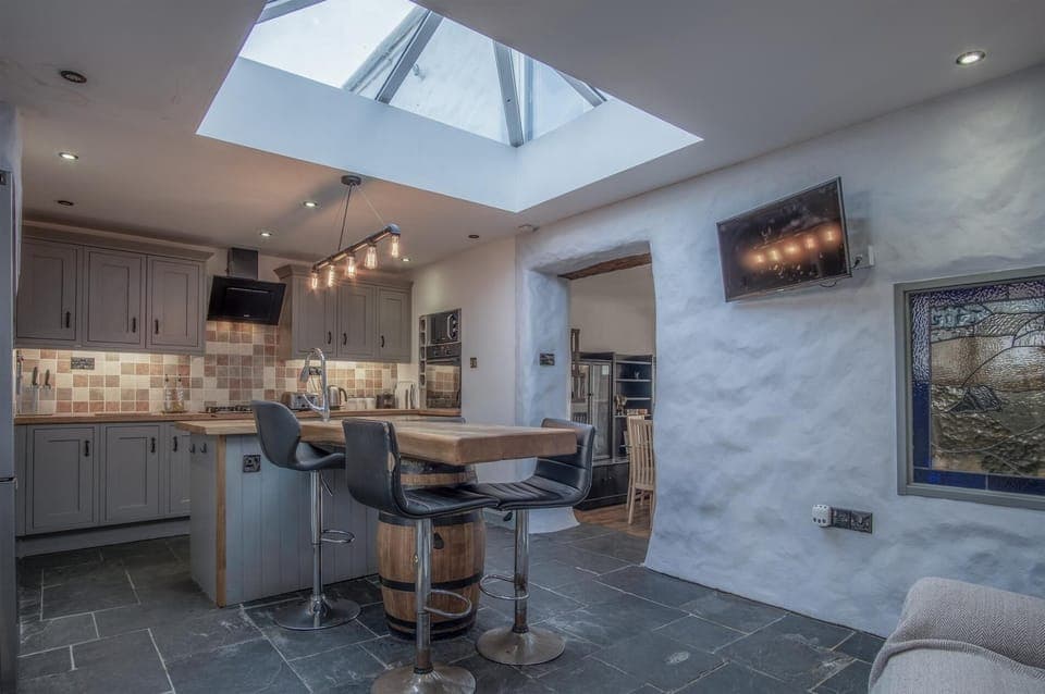 Cambrian Cottage - 3 Bedroom Cottage - Tenby (6360)