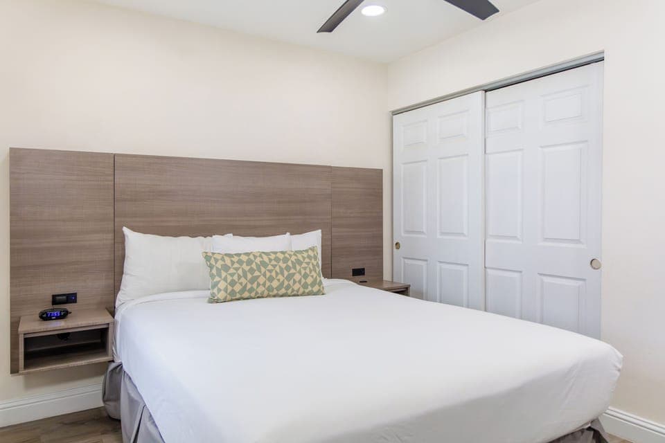 Unit with 1 King bed in the Primary Bedroom  and 1 Queen bed in the Guest Bedroom
