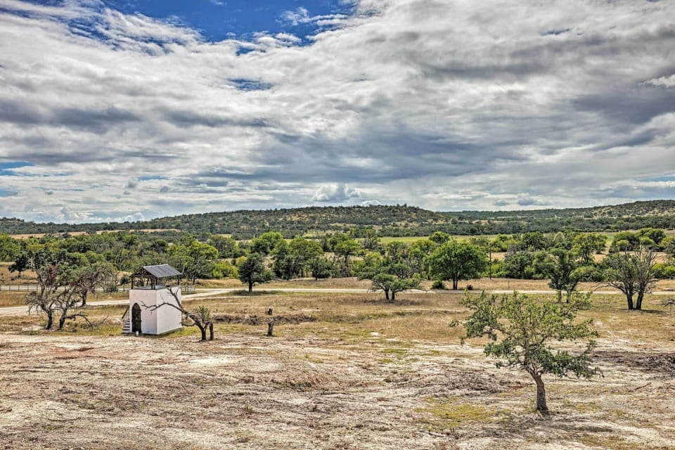 Backyard | Valley Views
