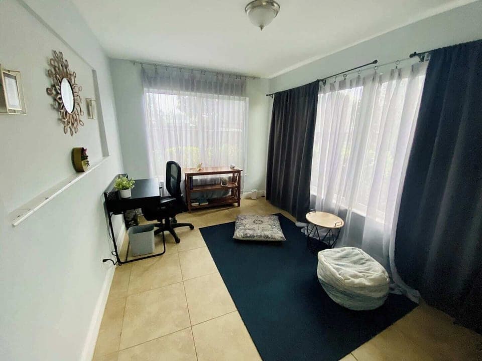 Office/Lounge space in sunroom 