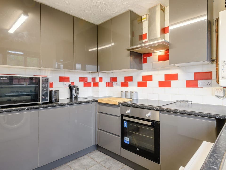 Kitchen | Riverside Cottage, Loddon