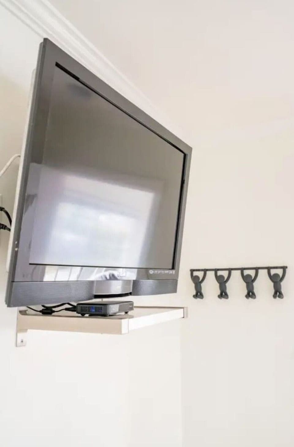 Queen size bed, ceiling fan, TV with cable, lots of storage