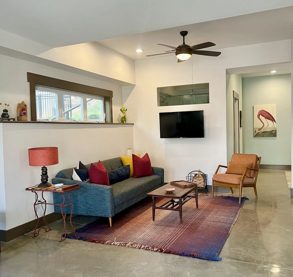 Light-filled and spacious - 750 square feet with all you need for your get-away!