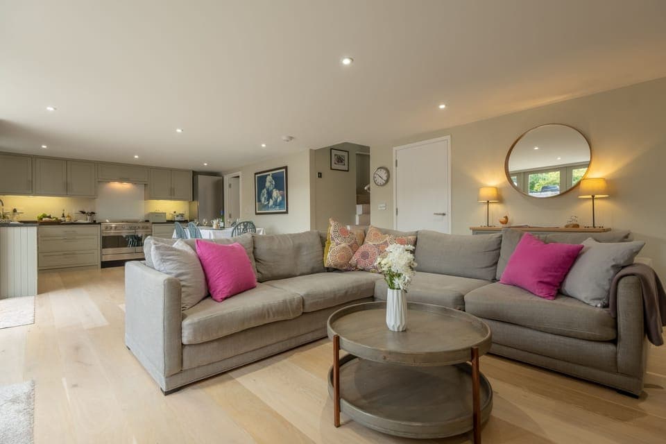 Ground floor: Stylishly furnished sitting room