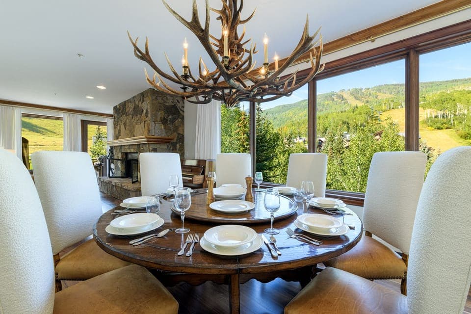 Dining Room - Summer