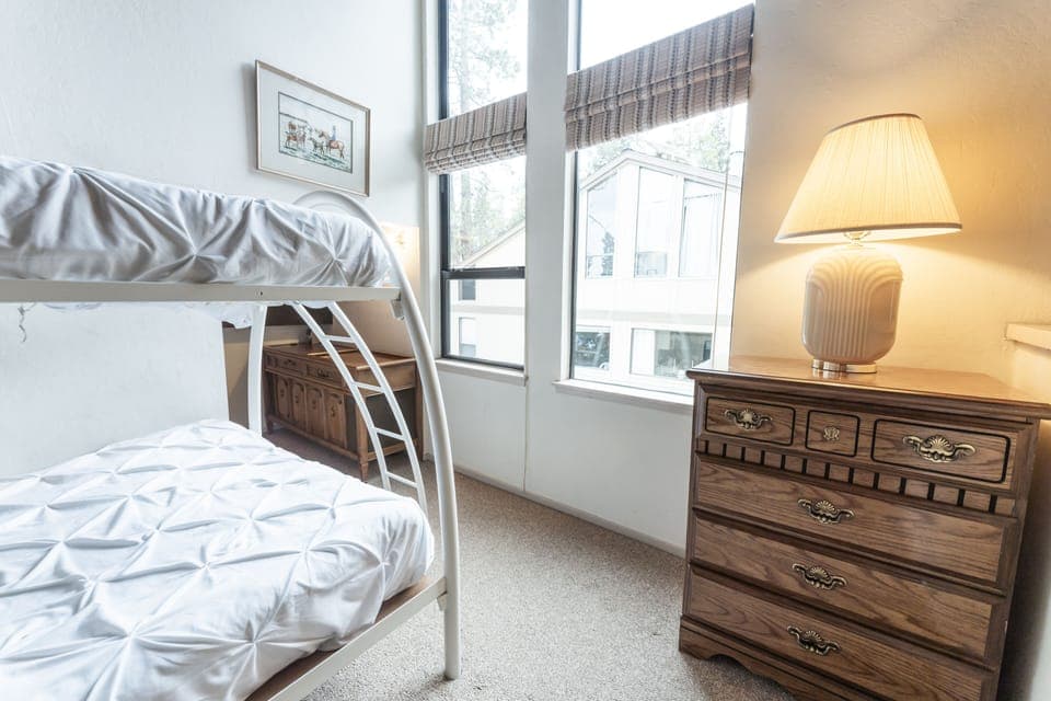 Upstairs sleeping Loft 