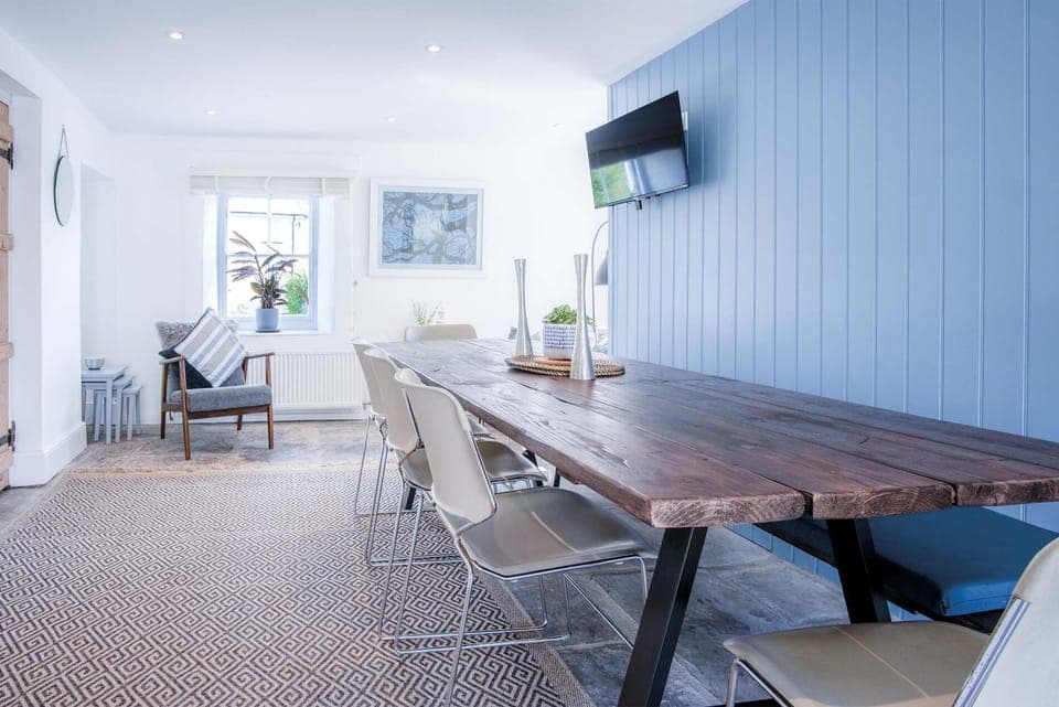 Angle Adventures - 4 Bedroom Cottage - Angle (19912)