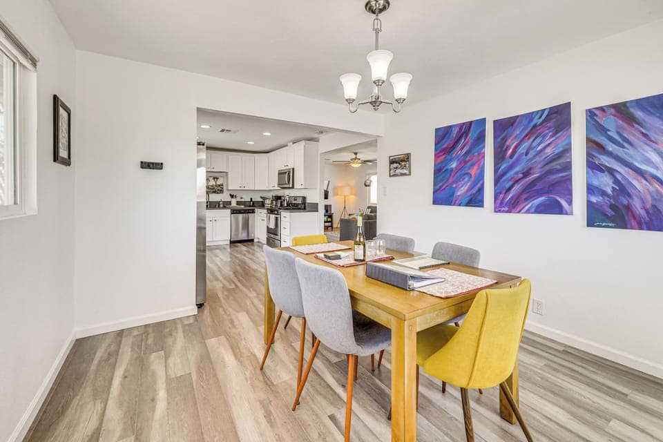 Dining Area | Dishware & Flatware Provided | 1,100 Sq Ft