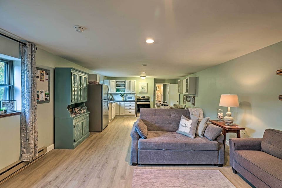 Penn Yan Vacation Rental | 1BR | 1BA | 750 Sq Ft | Stairs Required