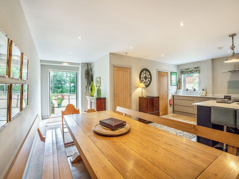 Open plan living space | Homewood - Midgham Long Copse, Midgham