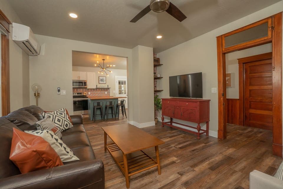 Living/kitchen