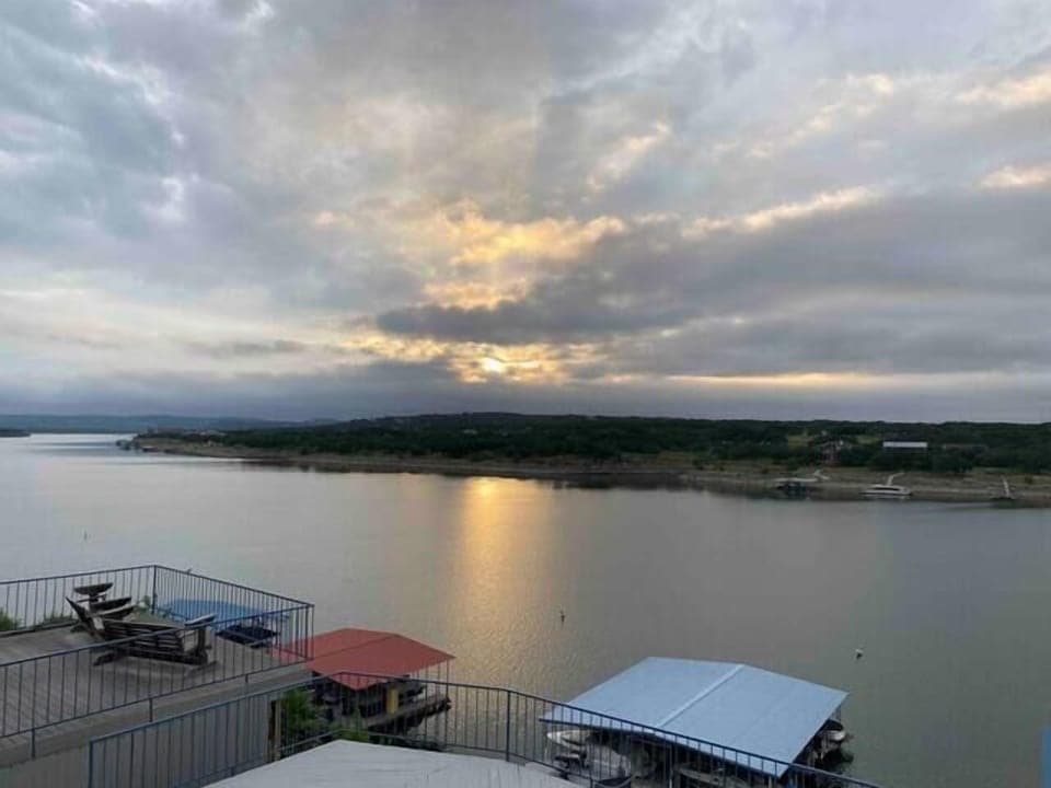 Lake Travis Waterfront condo with boat slip