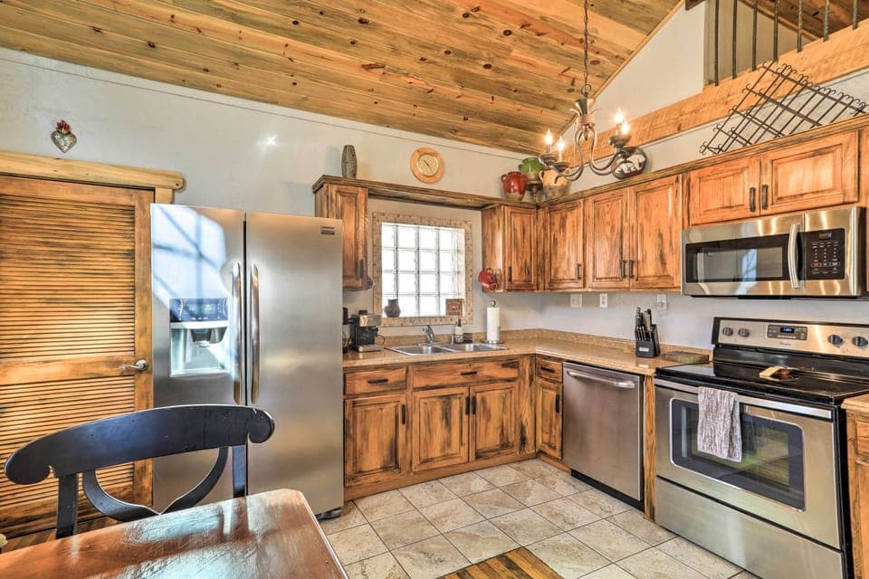 Kitchen | Fully Equipped