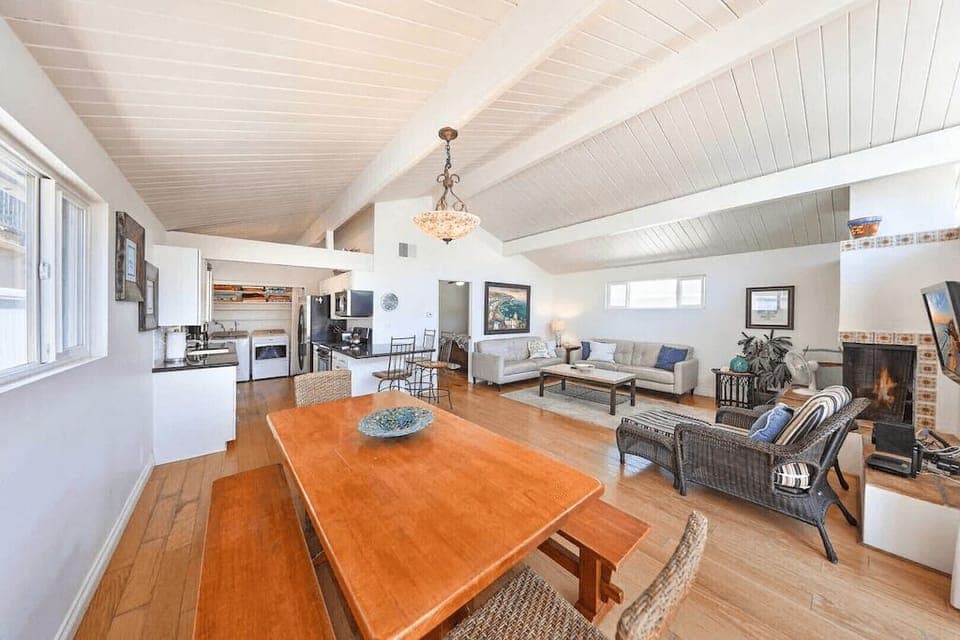 The open floor plan is the perfect setup for family hangouts.
                