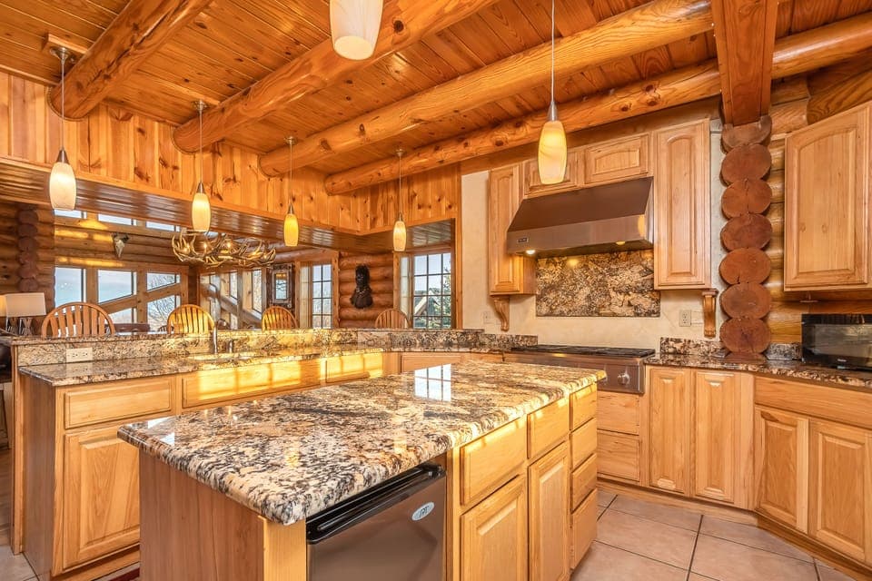 Full Kitchen