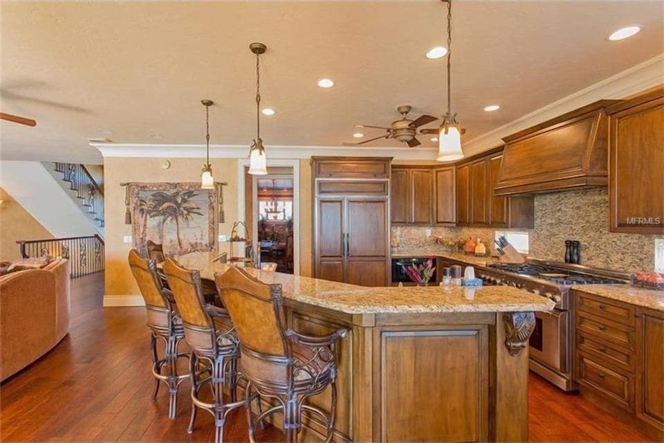 Kitchen 2