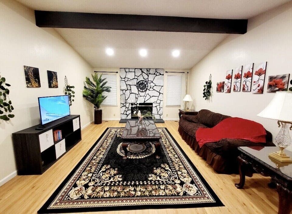 Spacious Living Room