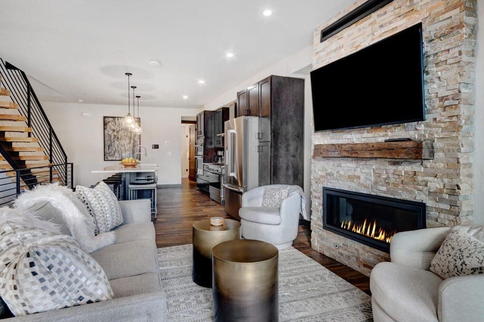 Living Area with 55" HD Smart TV and Gas Fireplace