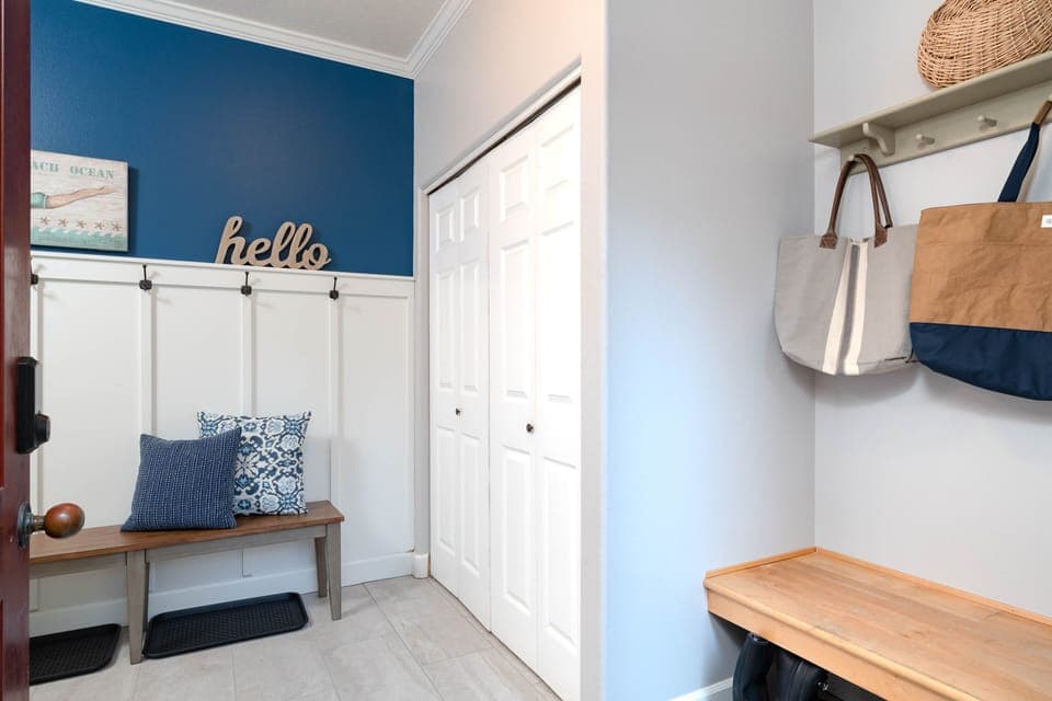 Entry and mudroom.