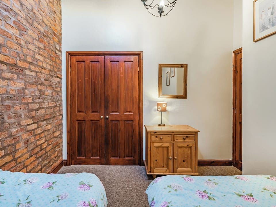 Twin bedroom | The Hay Loft - Hardhorn Breaks, Poulton Le Fylde