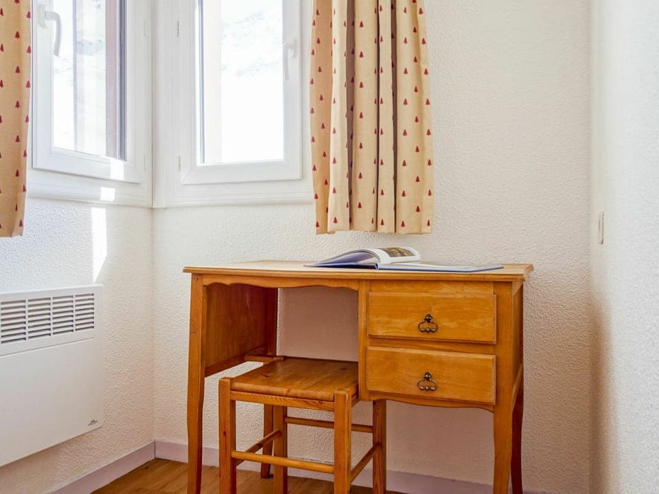 Table, Furniture, Window, Cabinetry, Window Blind, Wood, Chair, Interior Design, Drawer