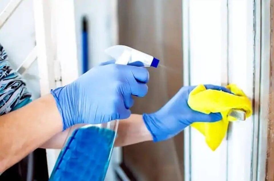 We are obsessed with cleaning. Our cleaning team will ensure the home is clean.