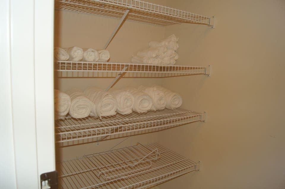 Extra towels, hand towels and wash cloths. 