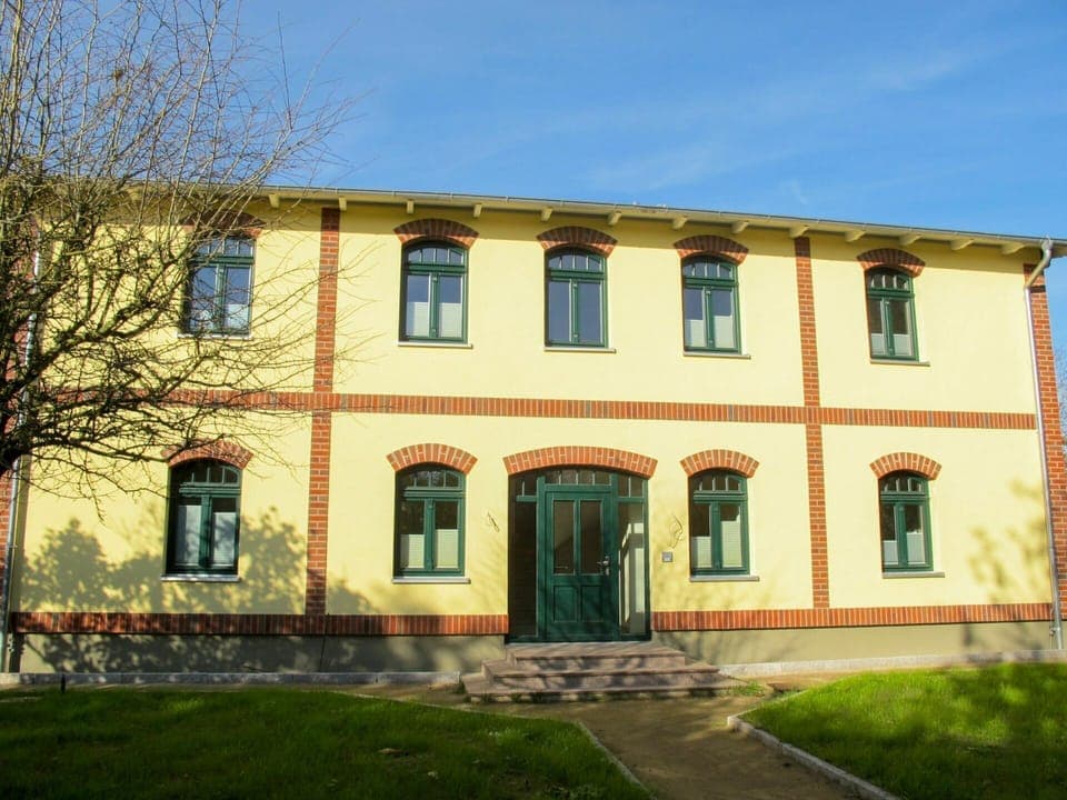 Plant, Sky, Window, Tree, Land Lot, Grass, Roof, Landscape, Facade