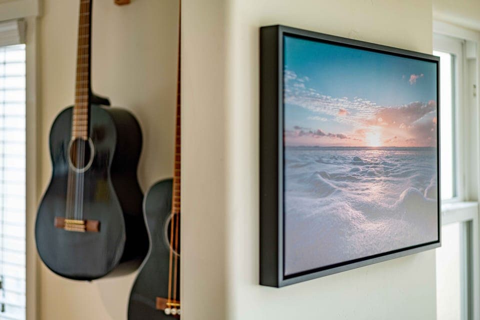 Instruments and art for vibes here.