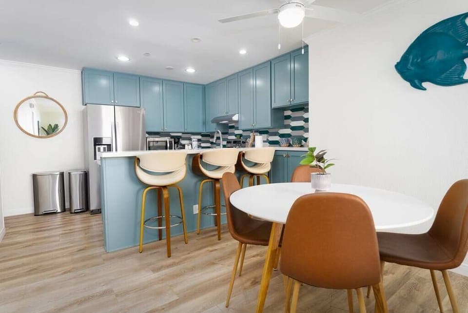 Kitchen and dining area