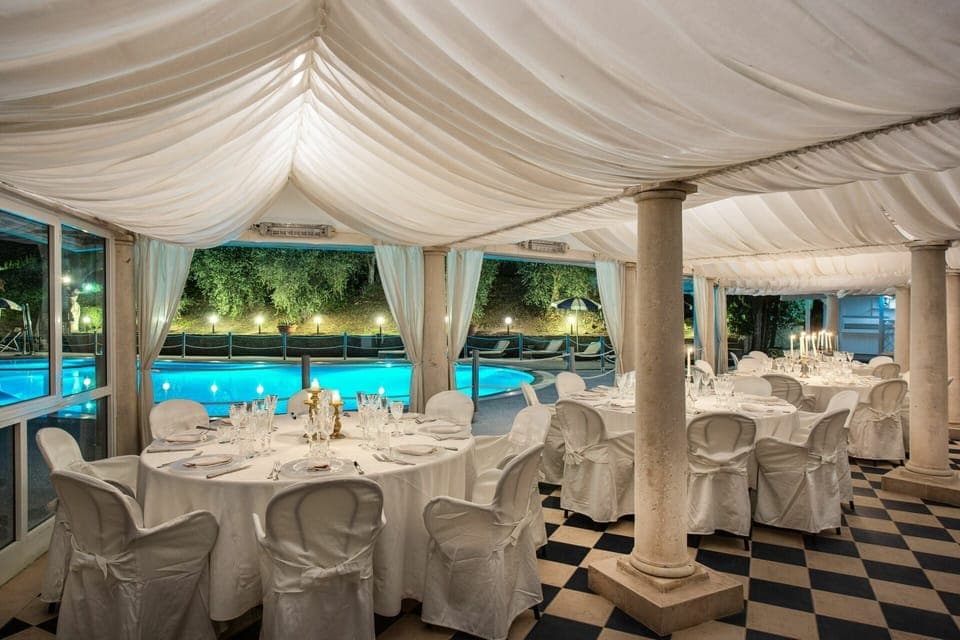 Table, Furniture, Decoration, Property, Tableware, Water, Light, Chair, Tablecloth, Azure