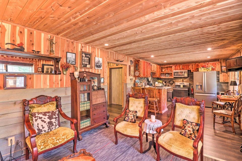 Living Room | Vintage Furniture | Antique Artifacts