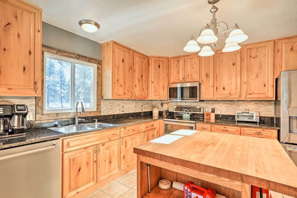 Fully Equipped Kitchen | Crock-Pot