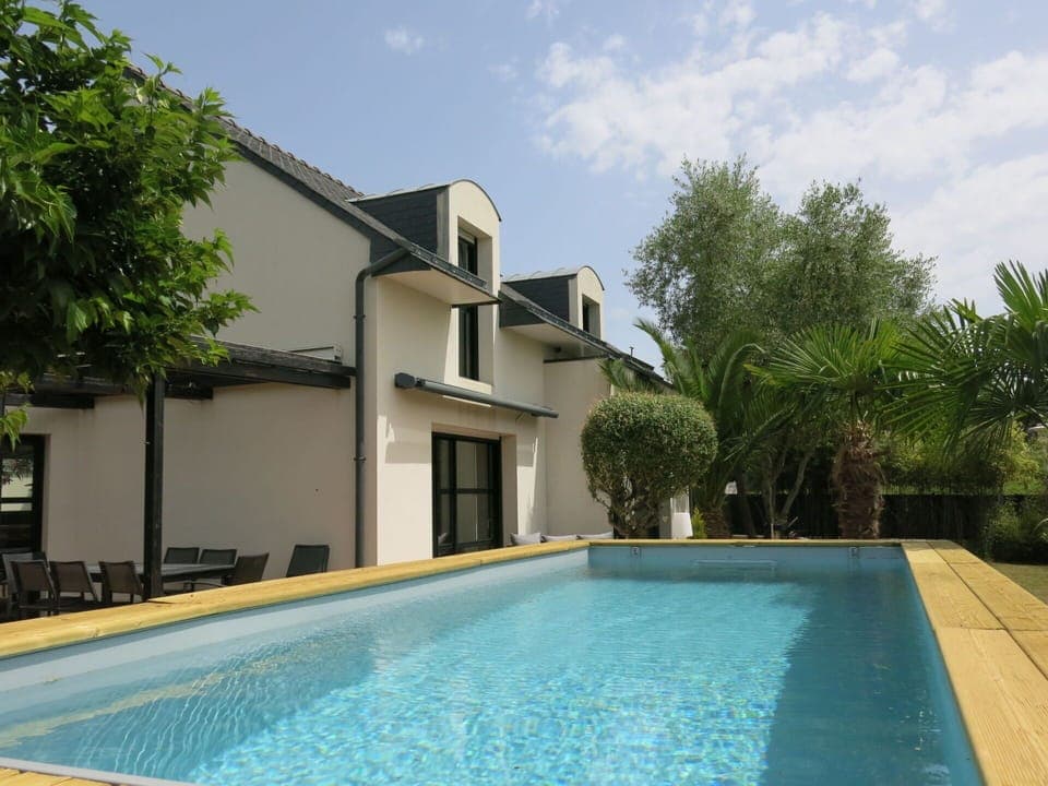 Furniture, Property, Comfort, Azure, Wood, Textile, Building, Interior Design, Bed Frame, Bed