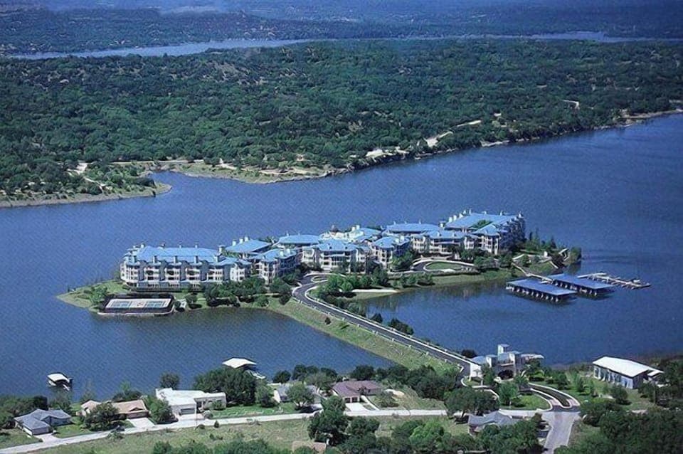 Access to all Island Amenities